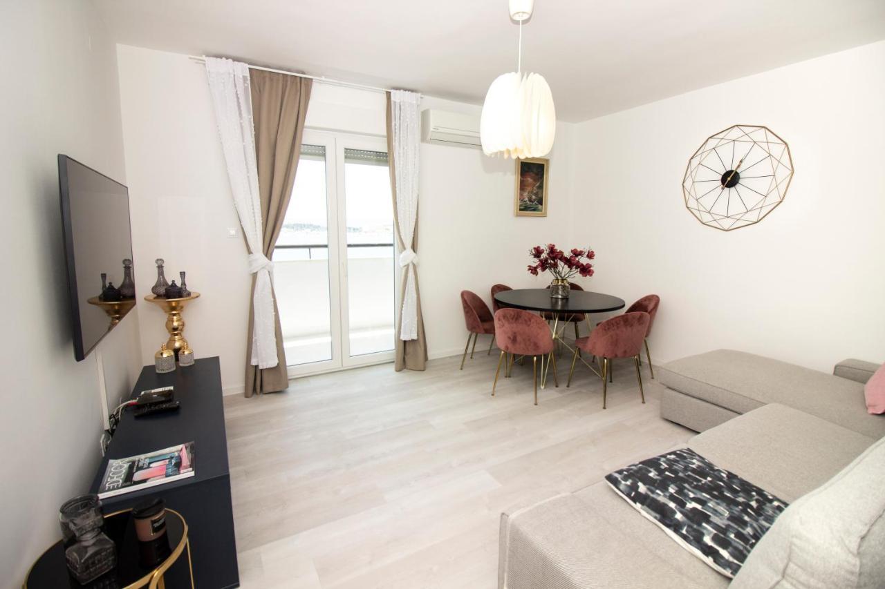Sea La Vie Centre Apartman *